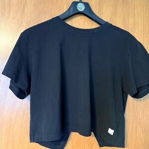 Vuori Cropped T-Shirt